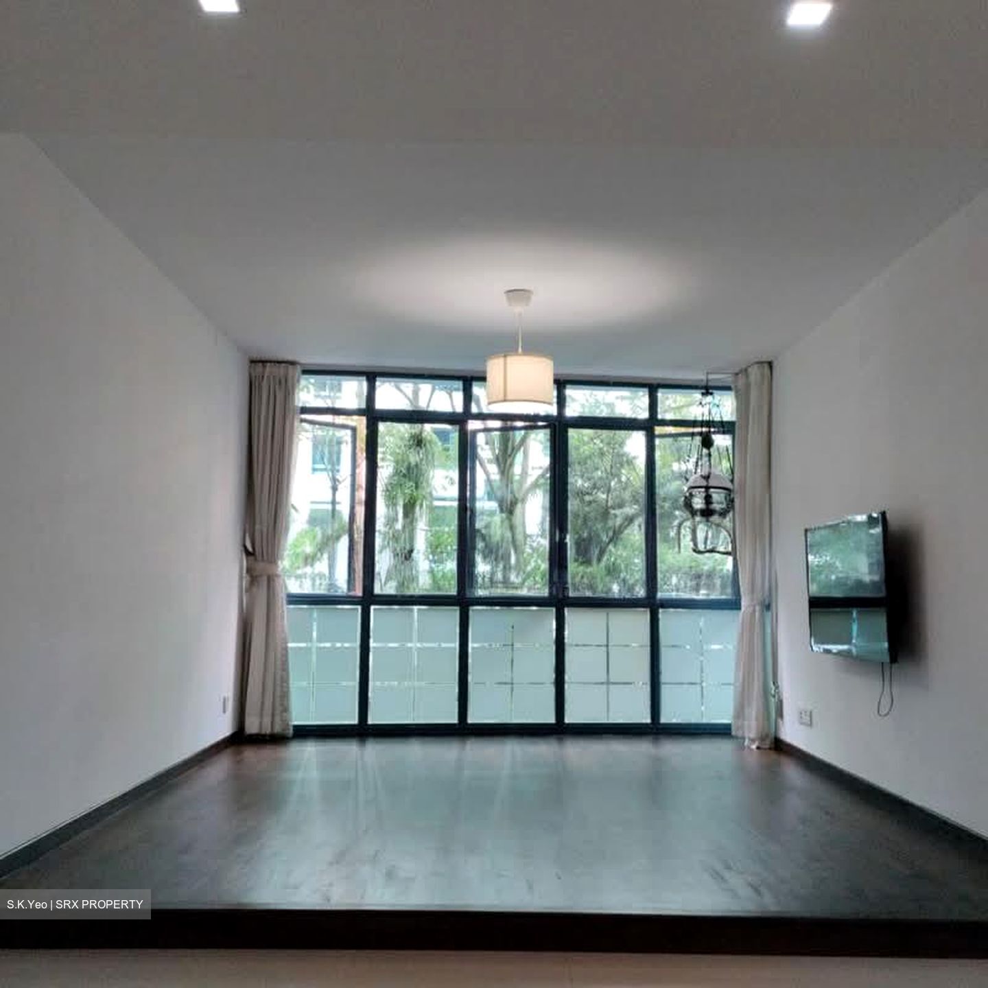 Blk 184 Edgefield Plains (Punggol), HDB Executive #553363491
